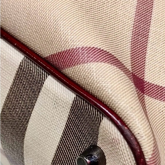 BURBERRY Nova Check Tote Bag - Picture 10 of 14